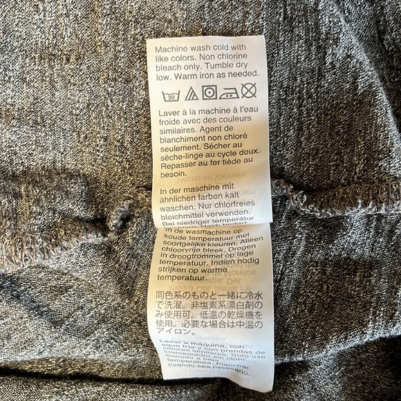 Madewell V Neck tank top. - Picture 6 of 7